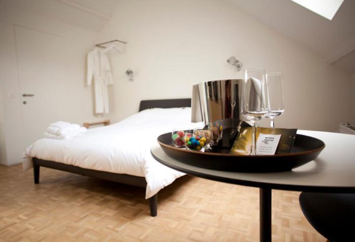 B&B Yellow Submarine Antwerpen Phòng bức ảnh