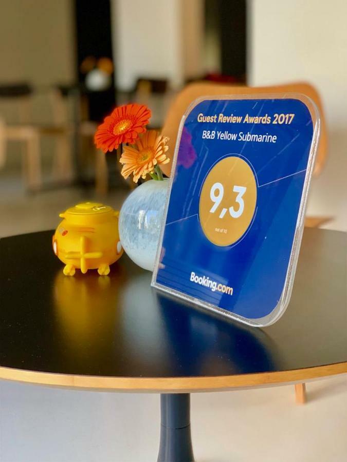 B&B Yellow Submarine Antwerpen Ngoại thất bức ảnh